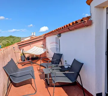 Istra Rovinj- stan s pogledom na more - cover