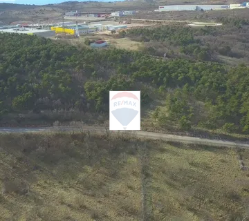 RIJEKA, KUKULJANOVO- industrijska zona, građevinsko zemljište 7662 m2 - cover