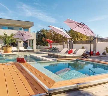 Istra,Šišan - moderna vila sa bazenom - cover