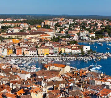 Istra,Rovinj,veliki stan+vrt,prizemlje,mirna ulica,blizu mora - cover