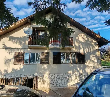 Zagreb, Borčec - obiteljska kuća sa dvorištem i garažom - cover