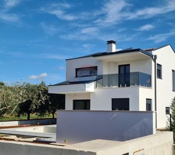 Poreč okolica: Nova moderna kuća prirodnog okruženja - cover