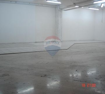 PULA, POSLOVNI PROSTOR 117m2 U STROGOM CENTRU BLIZU TRŽNICE - cover