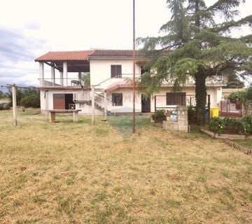 ISTRA, Marčana - Kuća 150m2 na okućnici od 1900m2 - cover