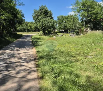 Istra, Šumber okolica isparcelirana građevinska parcela za 8 villa - cover