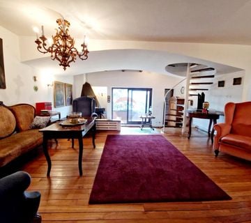 Črnomerec, Trsje | Dvojna kuća od 250m2, garaža i vrt - cover