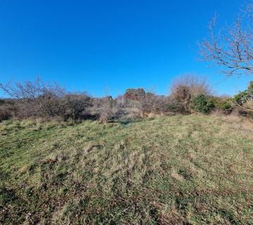 ISTRA, ŠTINJAN - Građevinsko zemljište blizu mora 720 m2  - cover