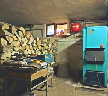 Kuća, 200 m2, Gornja Dubrava, Zagreb - cover