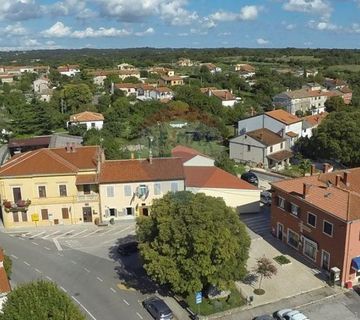 Kanfanar,građevinska parcela gospodarske namjene-3380m2 - cover