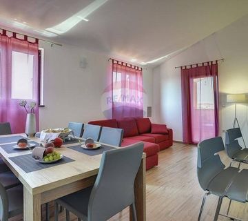 Istra, villa s bazenom u pregrađu Pule - cover