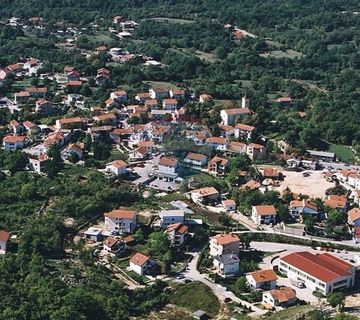 Marčelji - veliki građevinski teren s pogledom na more - cover