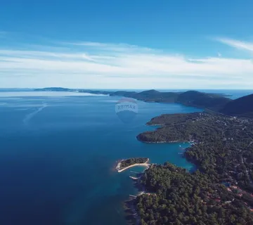 Veli Lošinj, Poljoprivredno zemljište sa maslinikom - cover
