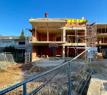 Crikvenica, Selce - dvoetažni stan u novogradnji - cover