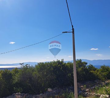 Kraljevica,Šmrika- teren s pogledom na more - cover