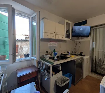 Istra, Rovinj - stari grad 33m2 za renovaciju - cover