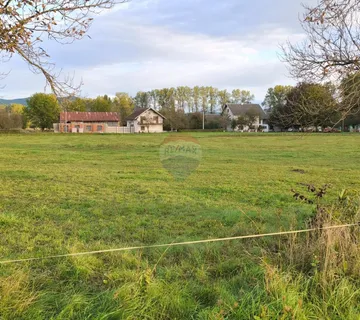 Građevinsko zemljište uz rijeku Gacku, 1.234m2 - cover