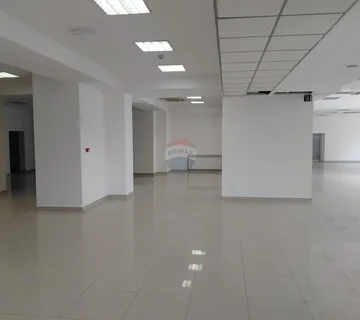 Poslovni prostor u centru Dubrave - cover