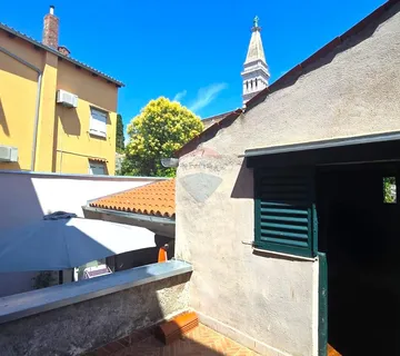 Istra,Rovinj,kuća s dvorištem i terasom,centar - cover