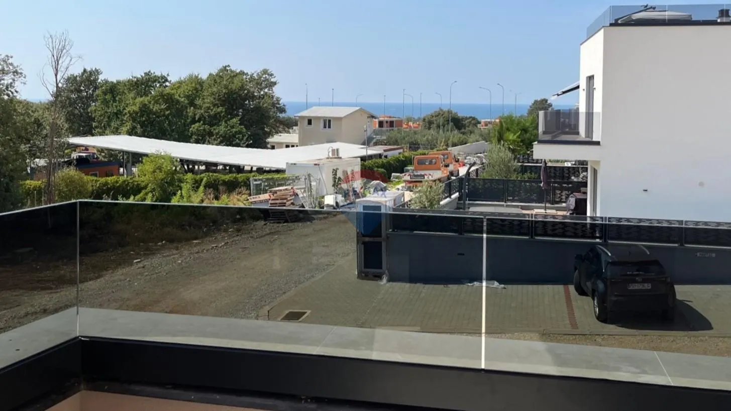 Istra, Poreč - trosoban stan pogled more u novogradnji - cover