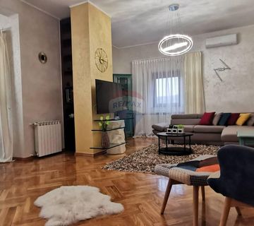 OPATIJA, IČIĆI, STAN 130m2, POGLED NA MORE, BAZEN, TAVERNA S ROŠTILJEM, PARKING - cover