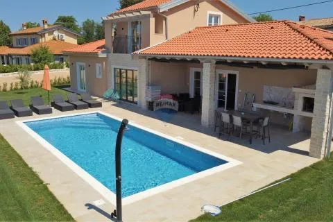 Maružini – Luksuzna vila s bazenom za dugoročni najam - cover