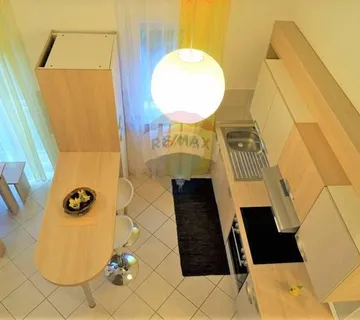 KASTAV - DVOETAŽNI TROSOBNI STAN ZA NAJAM - cover