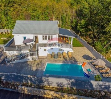 Grižane, Crikvenica, Vila s bazenom na osami, 3 km od mora - cover