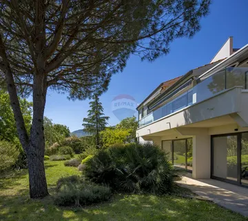 Opatija okolica, mediteranska vila u zelenilu - cover
