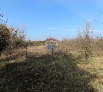 Istra, Ližnjan, Građevinsko zemljište 200m od mora  - cover