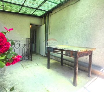 Istra,Lupoglav-Kuća prizemnica s velikom okućnicom - cover