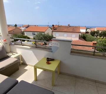 Fažana, Peroj, 107 m2 apartman sa pogledom na more - cover