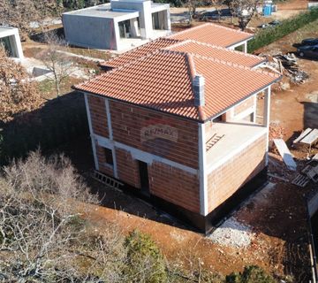Istra, Kaštelir, kuća u roh bau fazi - cover