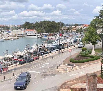 Novigrad centar, stan 73 m2 - cover