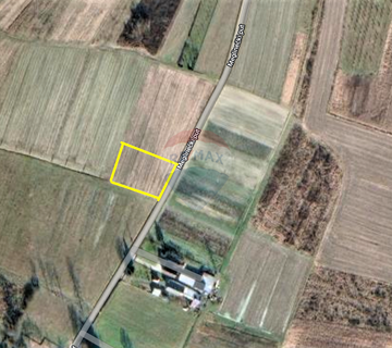 Hrebinec, građevinsko zemljište 2023 m2 - cover