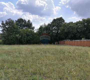 Istra, okolica Svetvinčenta, zemljište 2065 m2 - cover