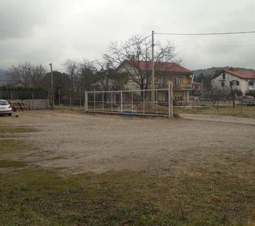 Dražice, Jelenje - otvoreno skladište/parking s 2 kontejnera - cover