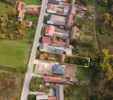 Sesvete, Moravče, građevinsko zemljište sa starinom 1125 m2  - cover