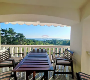 SELCE- apartman s pogledom na more i bazenom  - cover