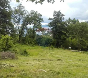 Opatija,Bregi,teren s pogledom na more - cover