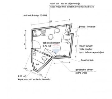 Rovinj,fantastičan podrum sa pregršt potencijala-10,5m2 - cover