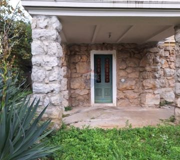 OPATIJA, LOVRAN - stan 75 m2, prvi red do mora - cover