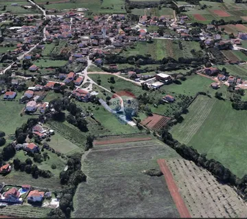 ŠIŠAN, građevinsko zemljište stambene namjene 810m2 - cover