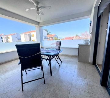 OTOK KRK,MALINSKA- apartman blizu centra i mora - cover