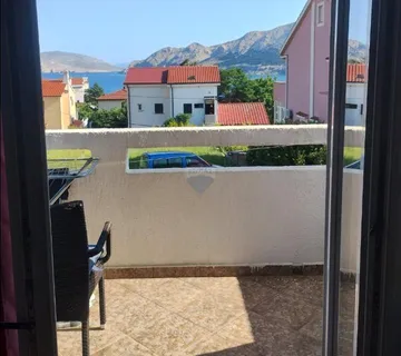 Baška - dva apartmana 74m2, pogled, terase - cover