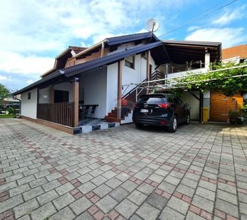 Sveta Klara - stan u prizemlju, terasa, garaža, vrt, 110m2 - cover