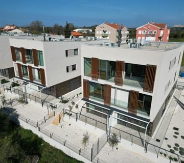 Istra - Rovinj - dvoetažni stan s vrtom - cover