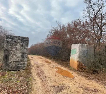 Istra, Kanfanar, Sošići, zemljište 7822m2 - cover