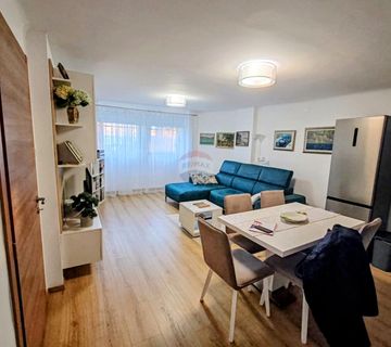 Rijeka, Bulevard, 3S+DB, renoviran i namješten stan od 90m2 - cover