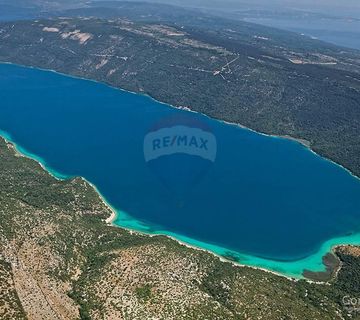 Cres, poljoprivredno zemljište 87110m2 - cover