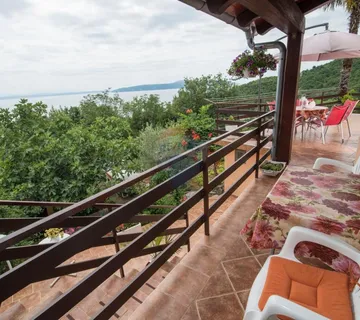 OPATIJA, MEDVEJA- stan s balkonom, parkingom, pogledom na more - cover